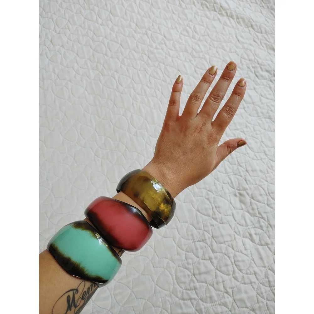Real bone bangles - Picture 4 of 11